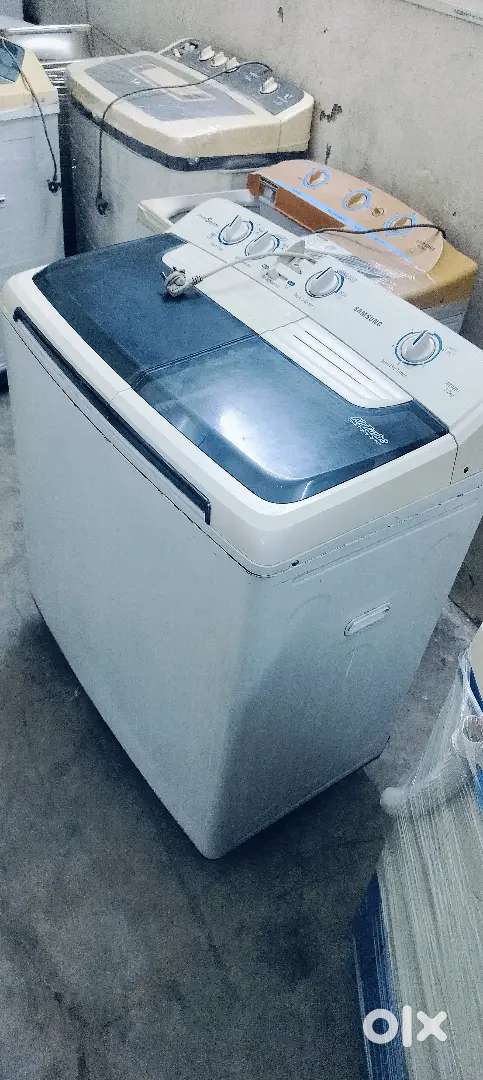 Semi automatic washing machine good working condition samsung company