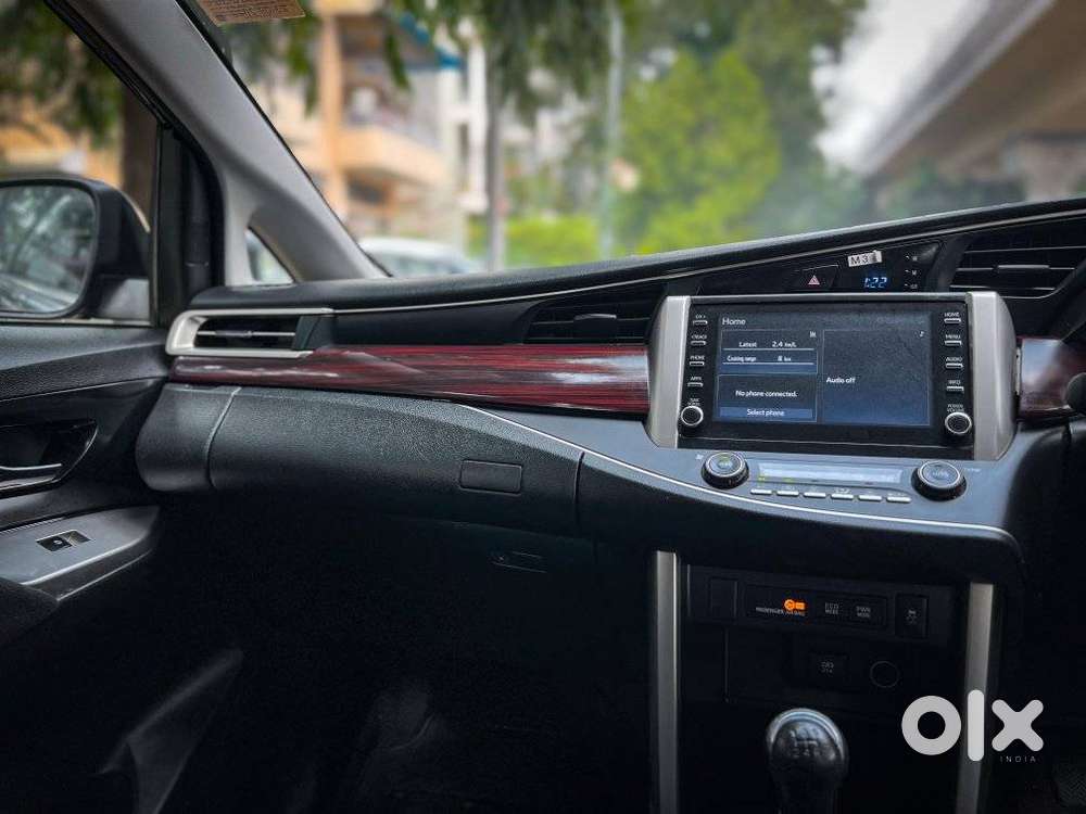 Toyota Innova Crysta 2.4 V 8 Str, 2022, Diesel