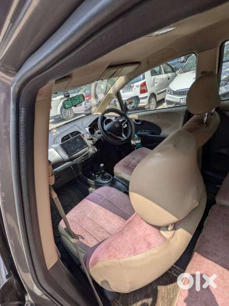 Honda Jazz V Mt Privilege, 2012