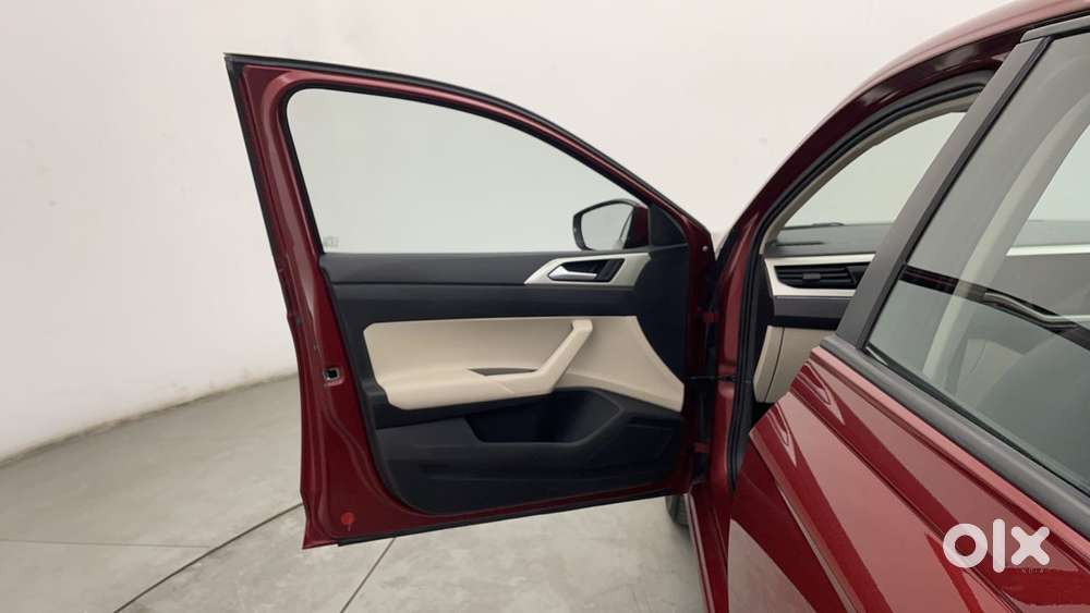 Volkswagen Virtus Highline Plus 1.0 Tsi At, 2023, Petrol