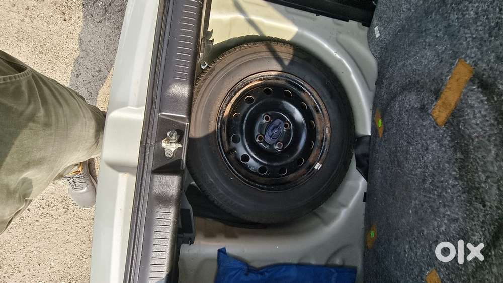 Maruti Suzuki Swift Vxi + Manual, 2019, Petrol