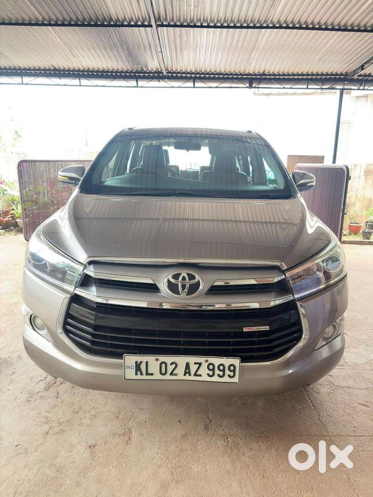 Toyota Innova Crysta 2.8 Z At 2016 Diesel Well Maintained