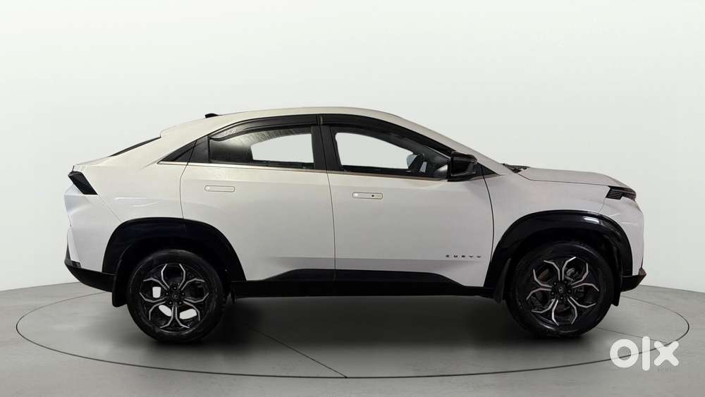 Tata Curvv Creative Plus S 1.2 Revotron Petrol 7dca, 2025, Cng & Hyb..
