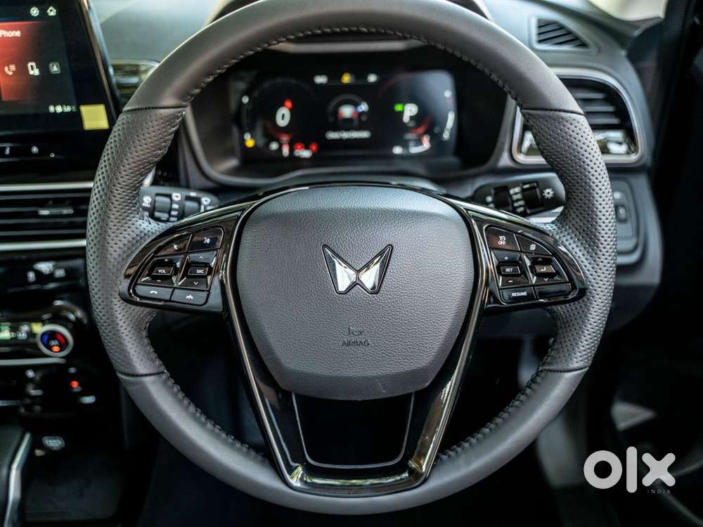 Mahindra Xuv 3xo 2025