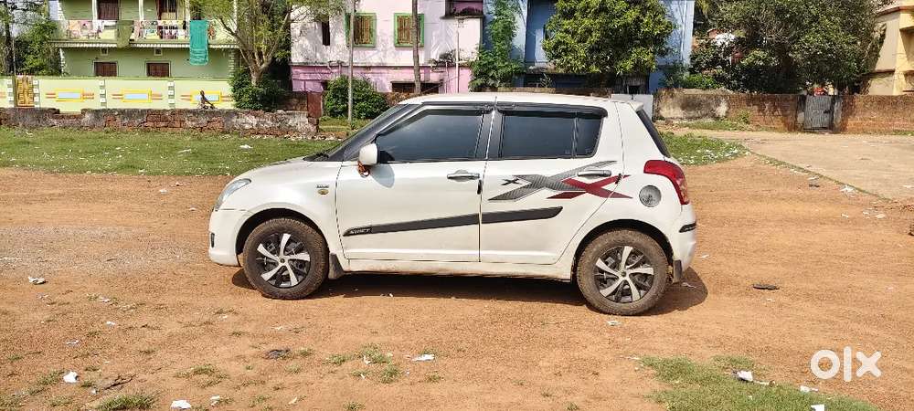 Maruti Suzuki Swift 2010 Diesel 130710 Km Driven