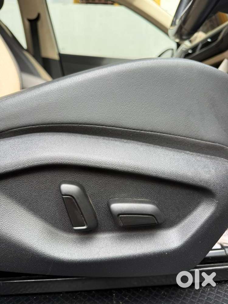 Volkswagen Virtus (reg2024 October)petrol 45000 Km