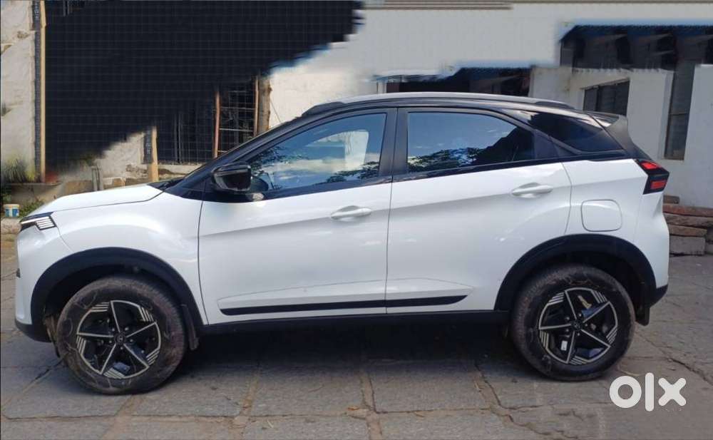Tata Nexon Fearless Plus S Purple 1.2 Revotron Petrol 7dca Dt, 2024,..