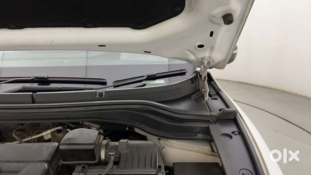 Mahindra Xuv700 2.2 Ax 5 Diesel At 7 Str, 2023, Diesel