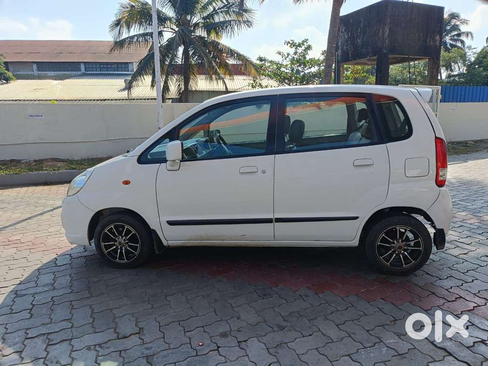 Maruti Suzuki Estilo Vxi, 2012, Petrol