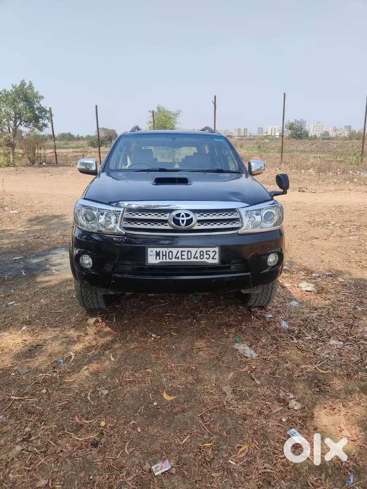 Toyota Fortuner 2009 Diesel 200000 Km Driven