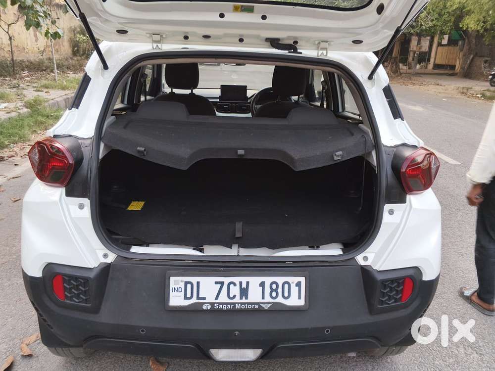 Tata Punch Pure Icng, 2024, Petrol