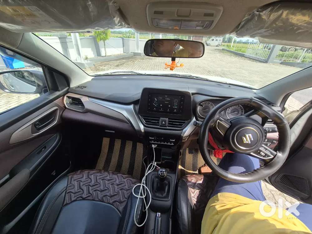 Maruti Suzuki Fronx 2023 Petrol 28000 Km Driven
