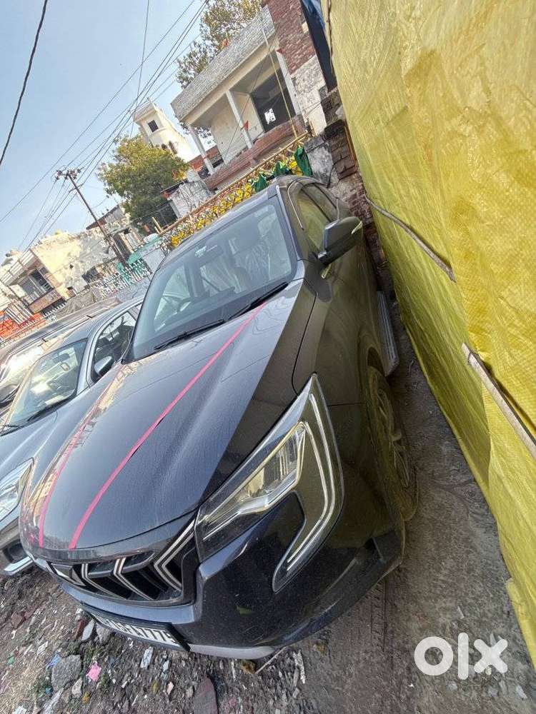 Mahindra Xuv700 2.2 Ax 5 Diesel At 7 Str, 2026, Diesel