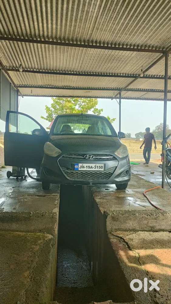 Hyundai I10 2012 Petrol 142000 Km Driven