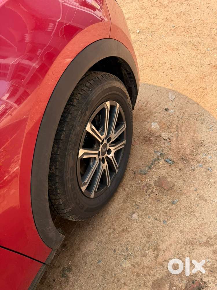 Mahindra Xuv700 2022 Petrol 69000 Km Driven