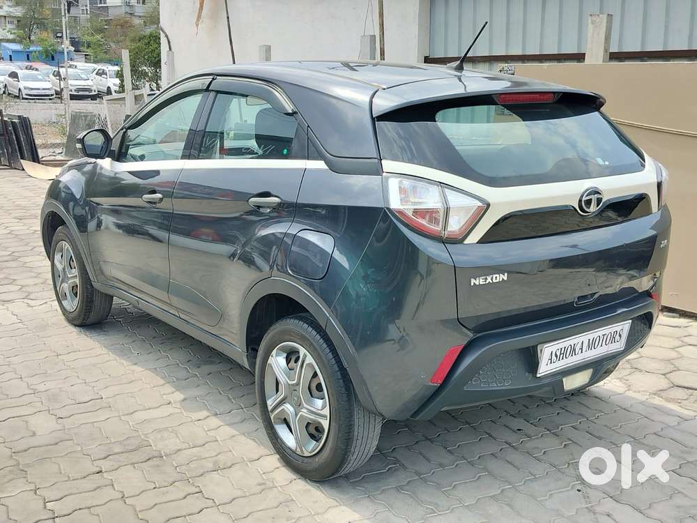 Tata Nexon 1.2 Revotron Xm, 2018, Petrol