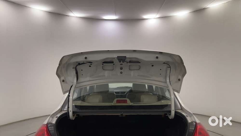 Maruti Suzuki Swift Dzire 1.3 Vxi, 2014, Petrol