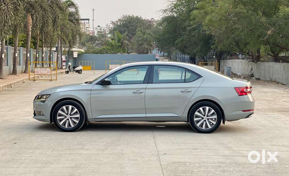 Skoda Superb Sportline 1.8, 2019, Petrol