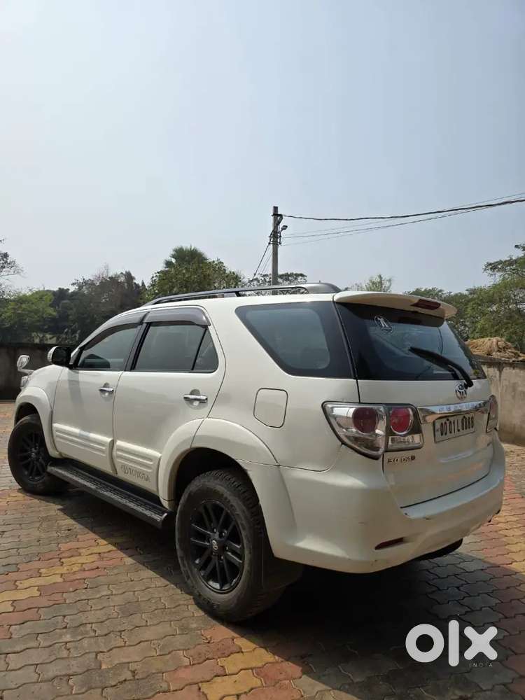Toyota Fortuner 2016 Diesel 112000 Km Driven