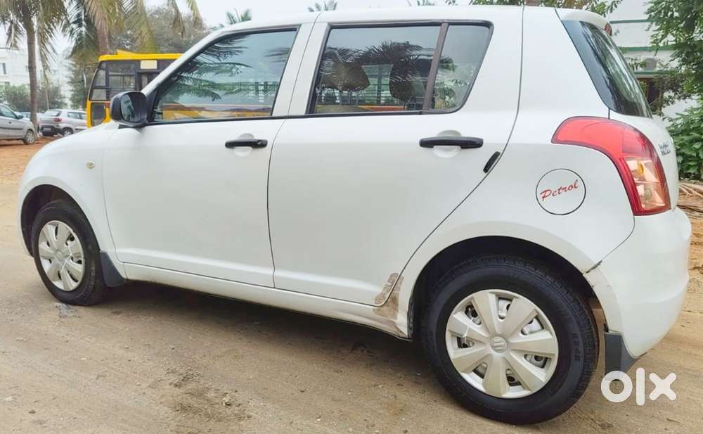Maruti Suzuki Swift 2004-2010 Lxi Bsiv, 2011, Petrol