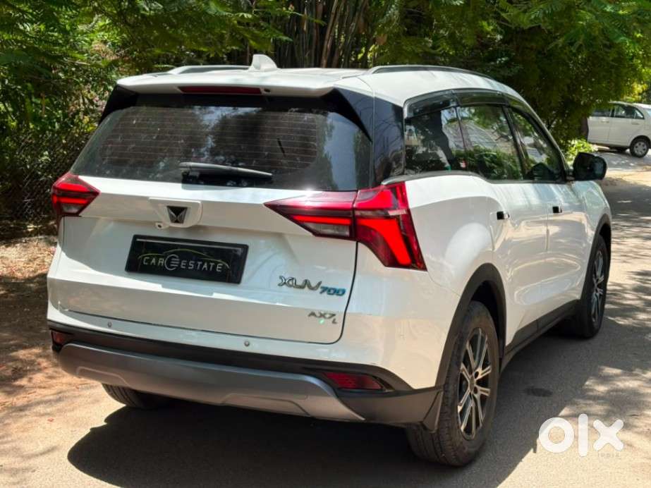 Mahindra Xuv700 2.2 Ax 7 Diesel At Luxury Pack Str Awd, 2022, Diesel