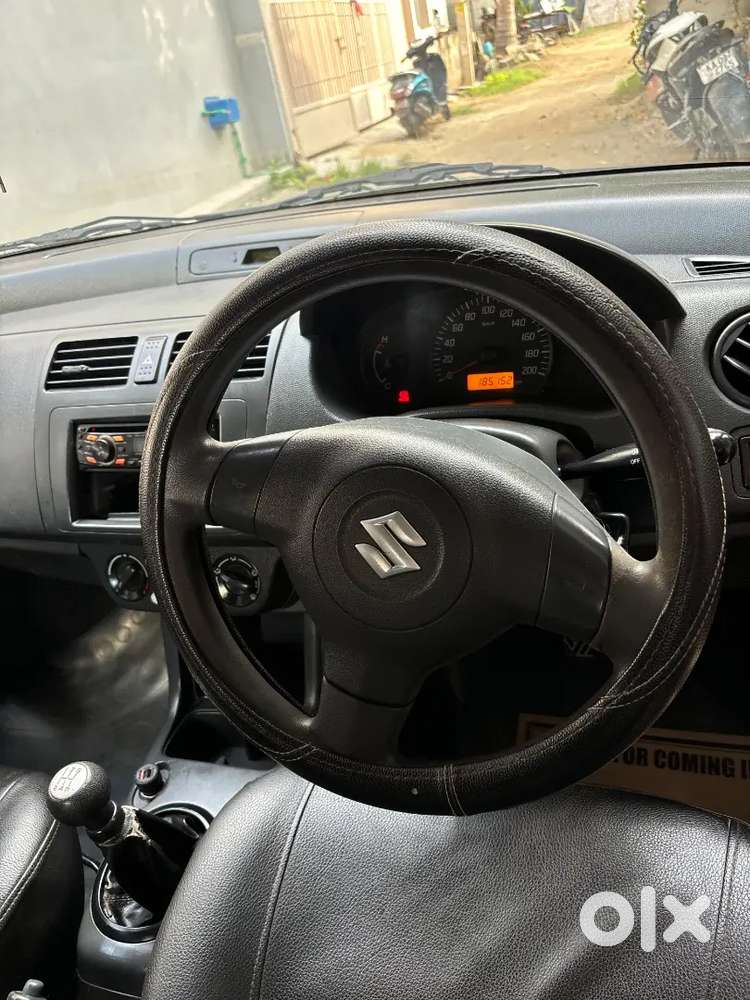Maruti Suzuki Swift 2010