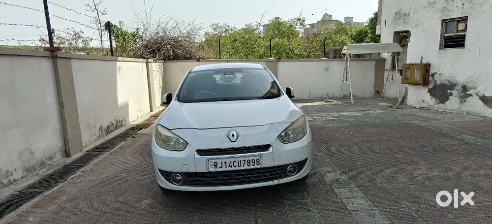 Renault Fluence 2013 Diesel Well Maintained