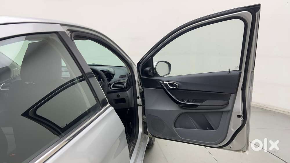 Tata Tigor Xz, 2017, Cng & Hybrids
