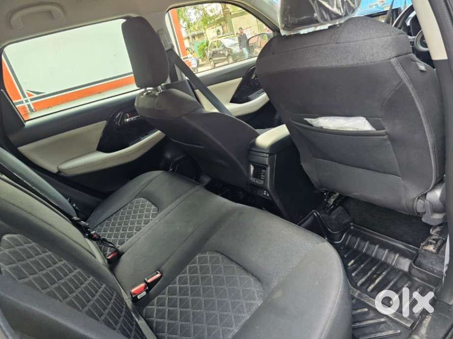 Maruti Suzuki Victoris Zxi Plus (o) Petrol Manual, 2025, Cng & Hybri..