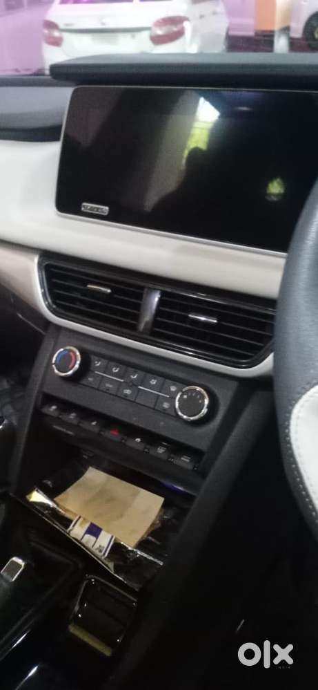 Mahindra Xuv700 2.2 Ax 5 Diesel Mt Str, 2022, Diesel