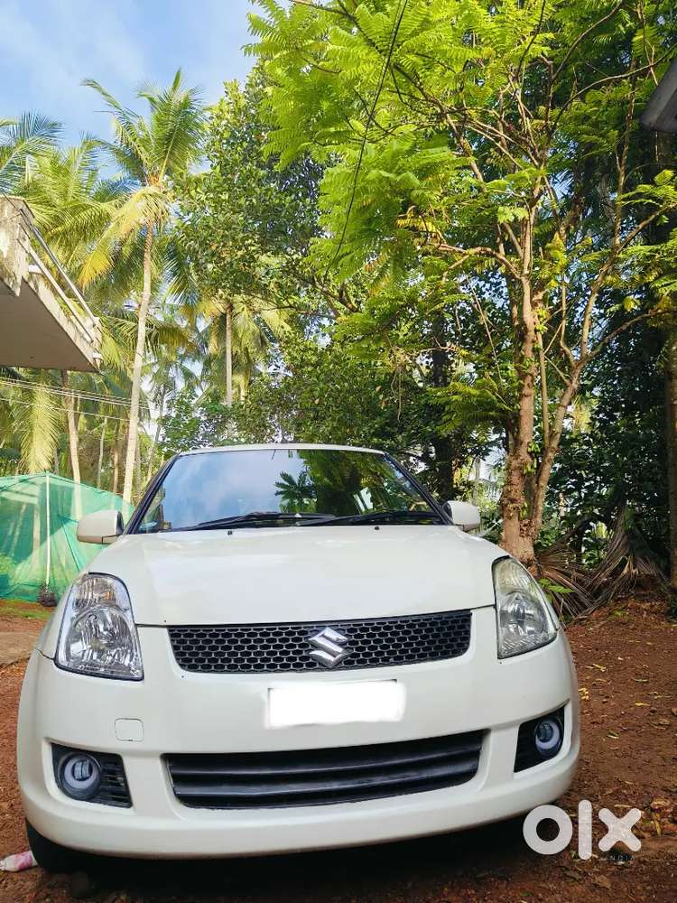 Maruti Suzuki Swift 2010 Diesel 130000 Km Driven