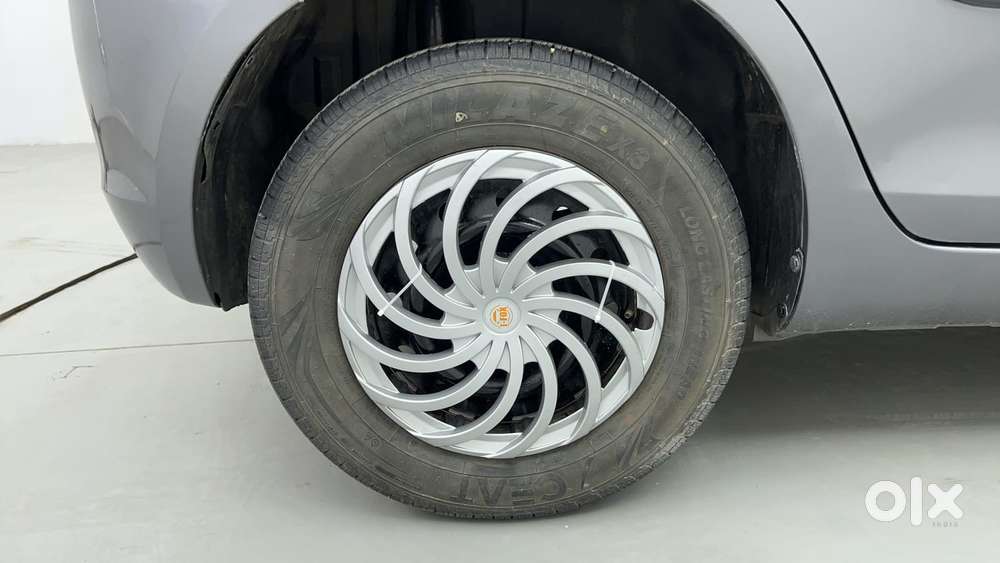 Maruti Suzuki Swift Vvt Vxi, 2016, Petrol