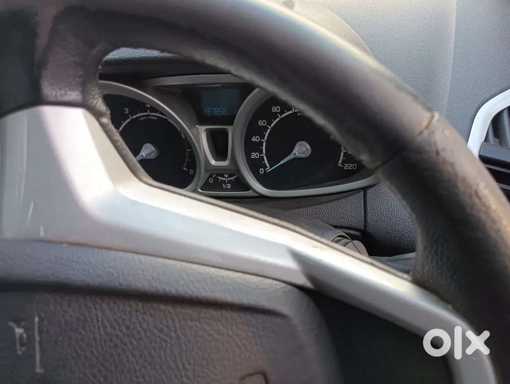 2013 Ecosport Button Start Titanium Petrol Turbo 128000 Km Driven