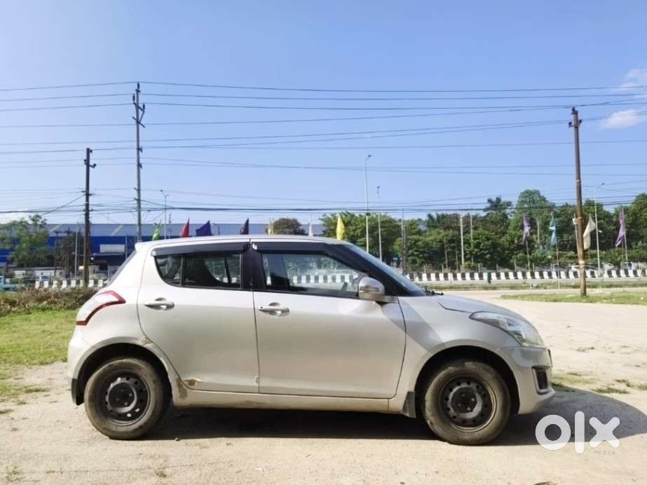 Maruti Suzuki Swift Vxi, 2015, Petrol