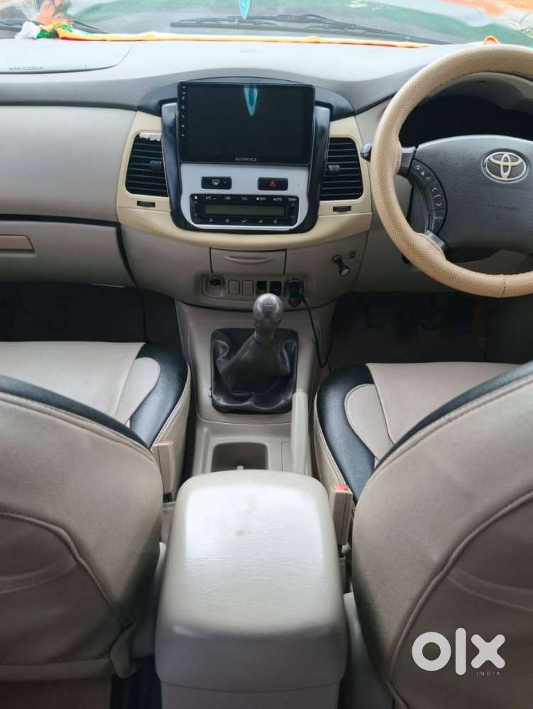 Toyota Innova 2.5 Ev Ps 8 Str Bs-iii, 2009, Diesel