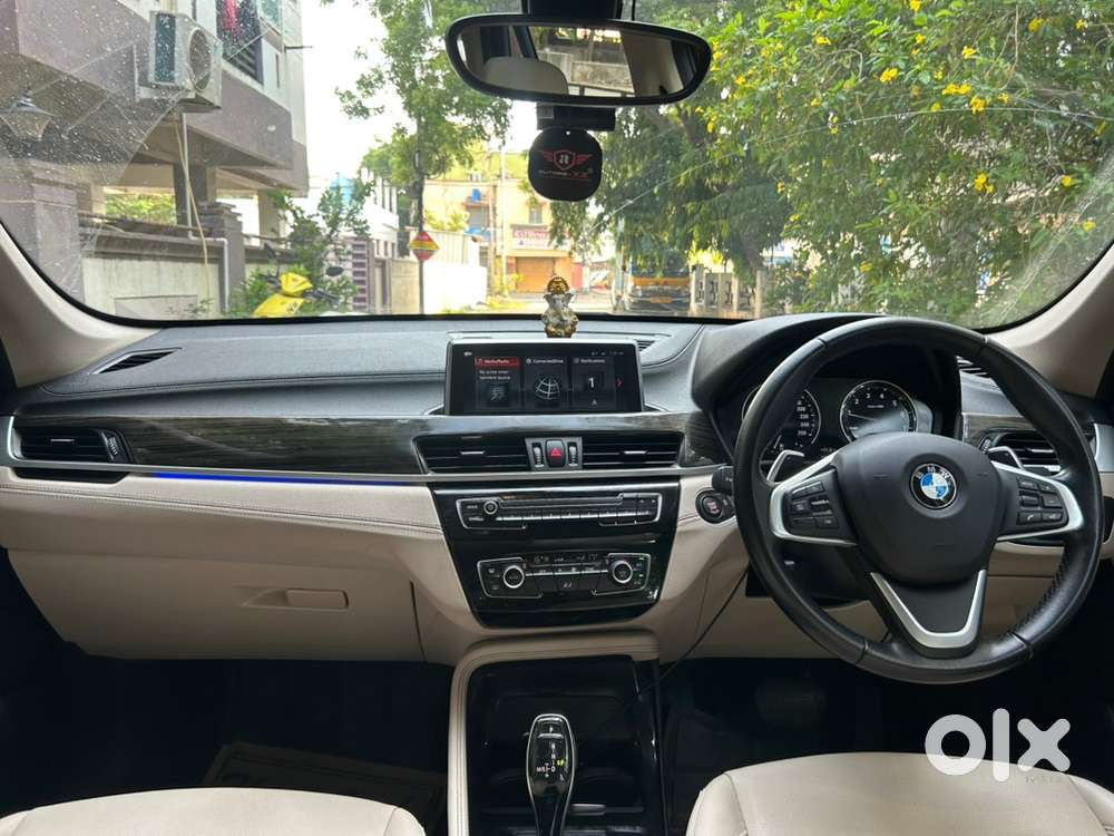 Bmw X1 2022 Km Driven