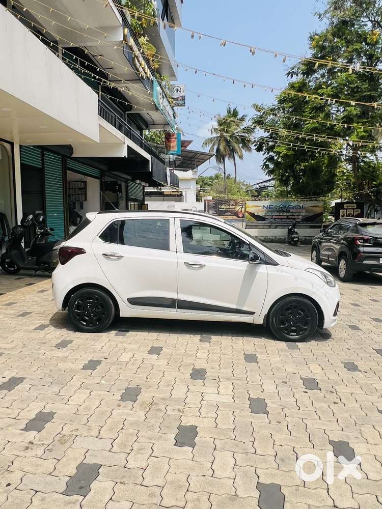 Hyundai Grand I10 Sportz O 1.2, 2016, Petrol