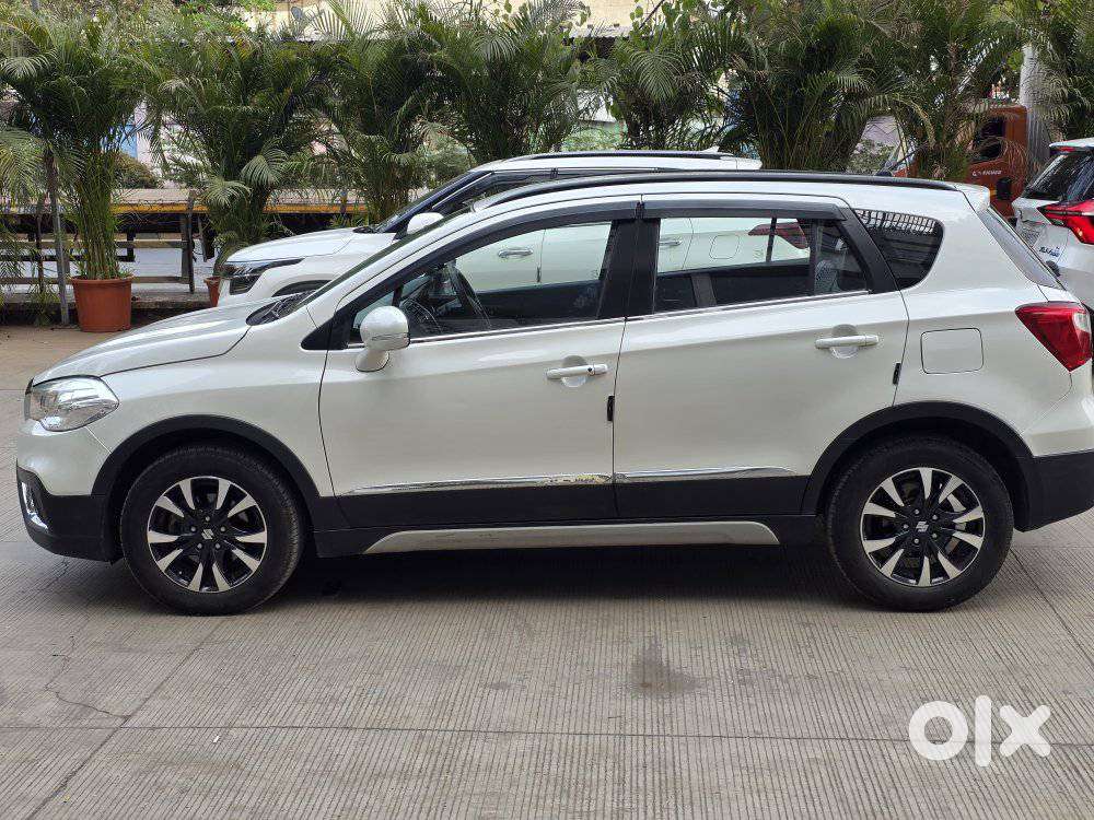 Maruti Suzuki S-cross, 2022, Petrol