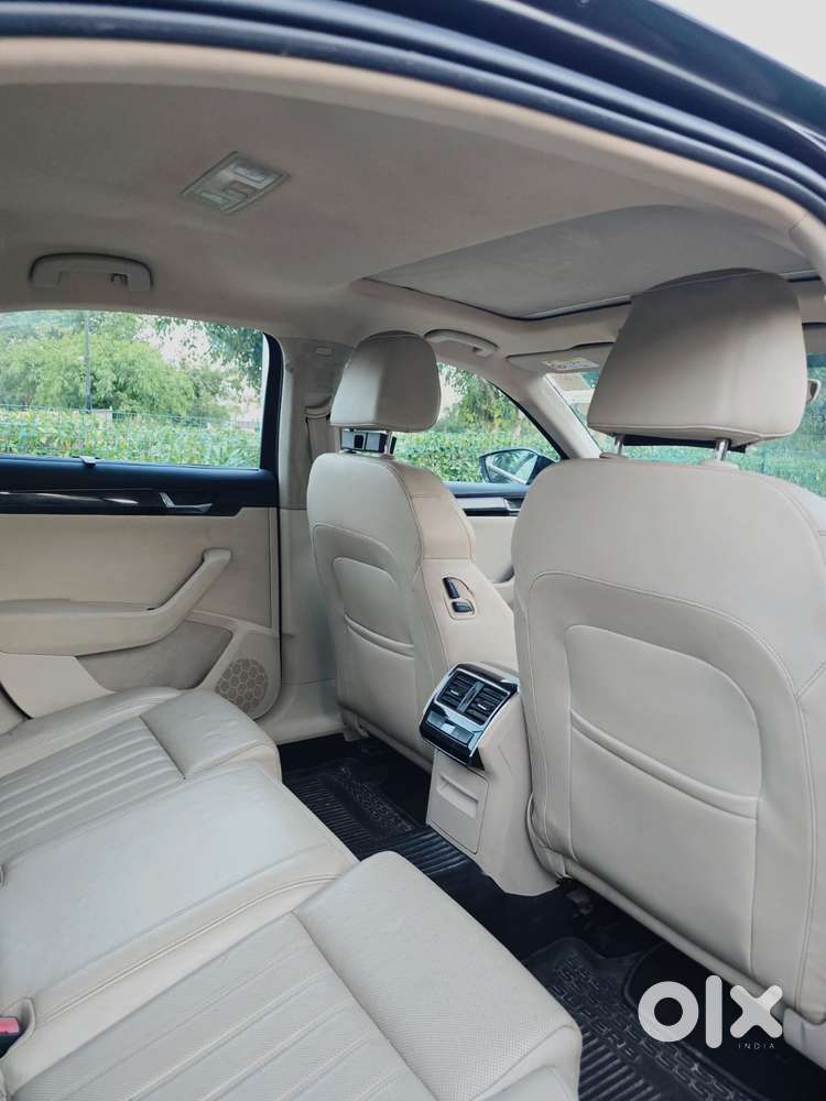 Skoda Superb L&k 2.0 Tdi At, 2017, Diesel