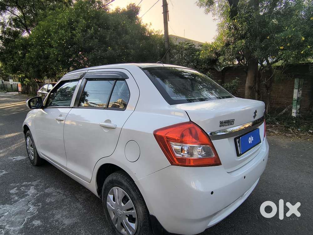 Maruti Suzuki Swift Dzire 1.2 Vxi Bsiv, 2014, Petrol