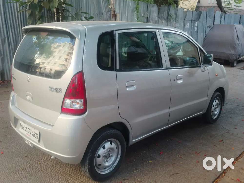 Maruti Suzuki Zen Estilo 2011