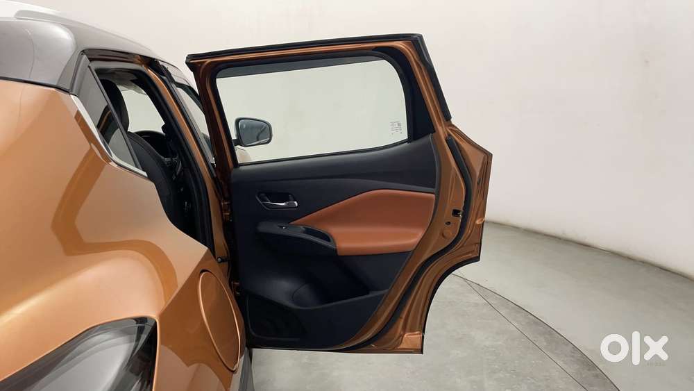 Nissan Magnite 1.0 Xv Premium Dual Tone, 2025, Petrol