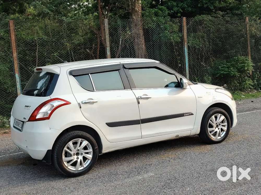 Maruti Suzuki Swift Zdi 2012