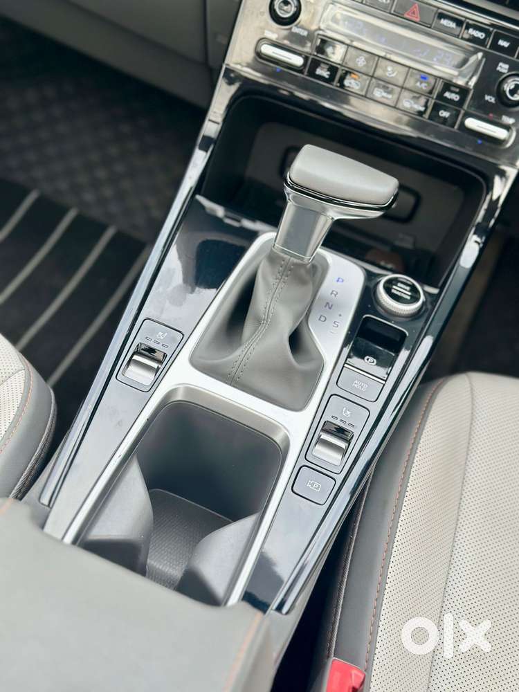 Hyundai Creta 1.6 Sx (o), 2025, Petrol