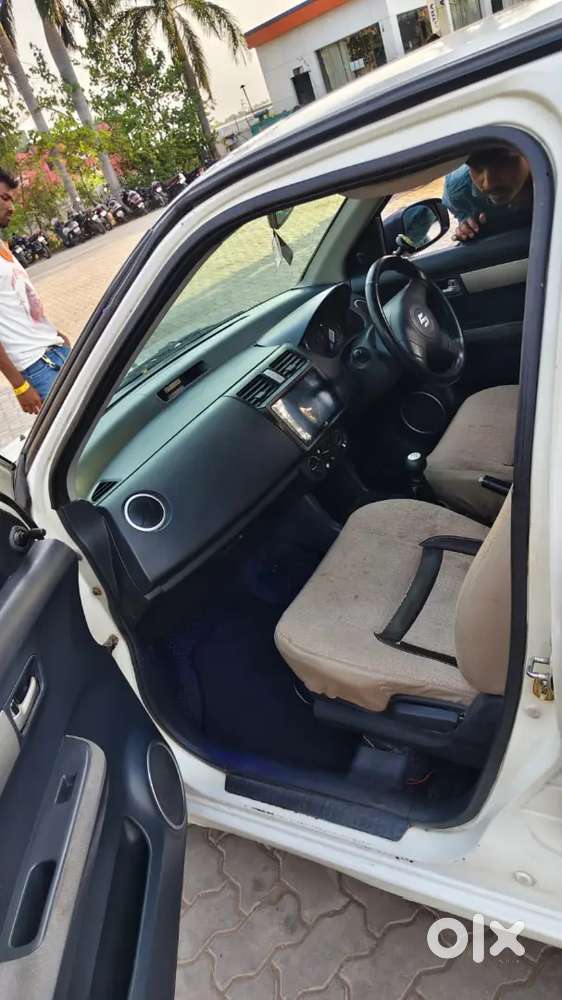 Maruti Suzuki Swift 2011