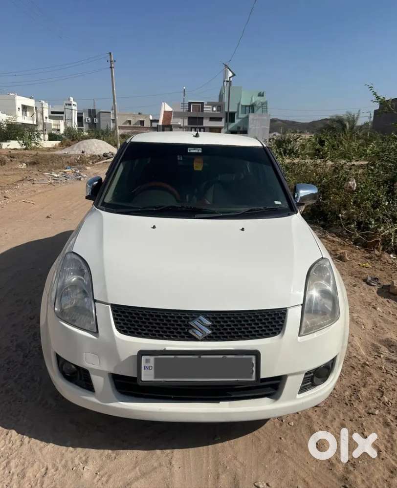 Maruti Suzuki Swift Dzire Tour 2015 Diesel Well Maintained