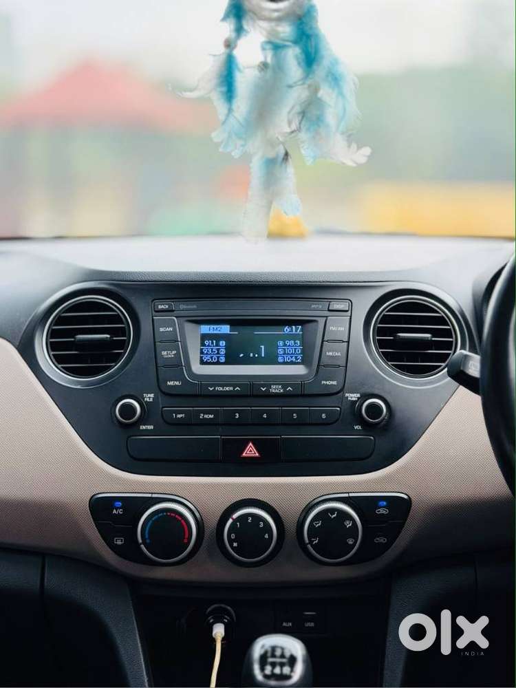 Hyundai Grand I10 Asta Option, 2017, Petrol