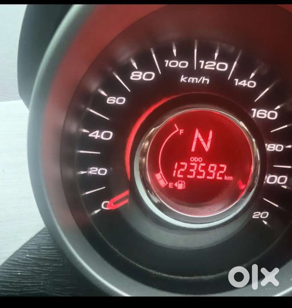 Mahindra Xuv500 2.2 W7 2013