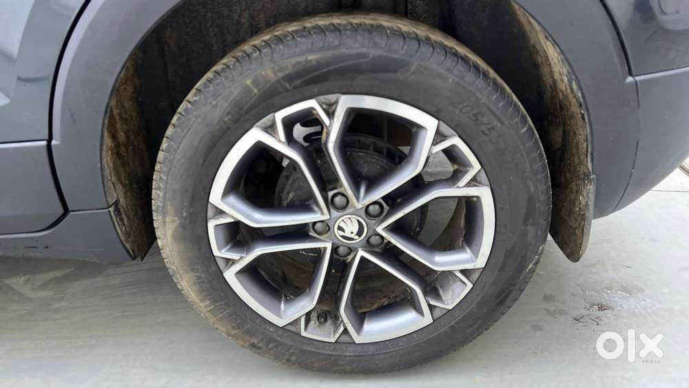 Skoda Kushaq Style 1.0l Tsi Mt, 2023, Petrol