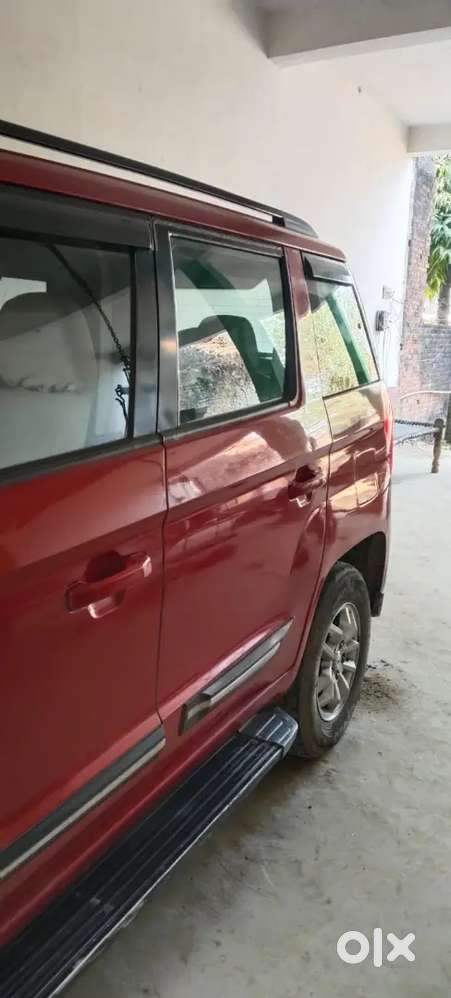 Mahindra Tuv 300 2016 Diesel 130000 Km Driven